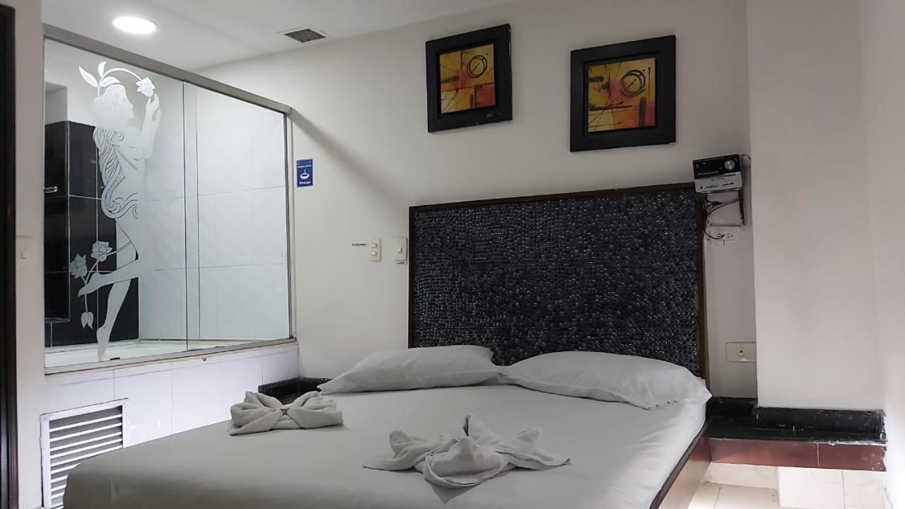 Hotel Marat Suite Medellin Exterior photo